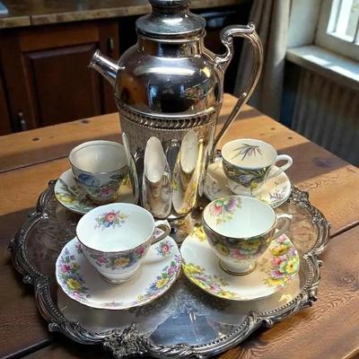 Colclough royal standard tea cups and saucers