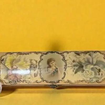 Victorian celluloid glove or dresser box