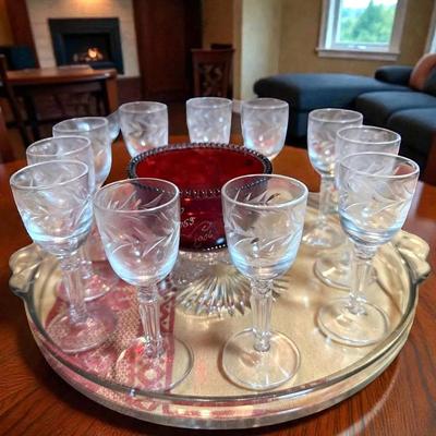Cordials souvenir glass & glass tray