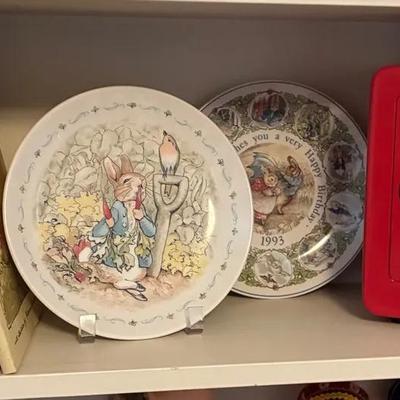 Wedgewood peter rabbit plates and vintage children s books