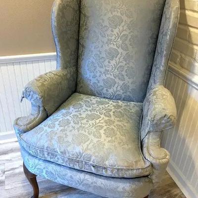 Vintage henredon chair for reupholstery