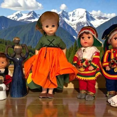 Dolls of the world