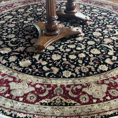 Beautiful Round Wool & Silk Area Rug by Fairmount