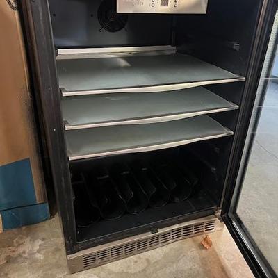 Sale Photo Thumbnail #25