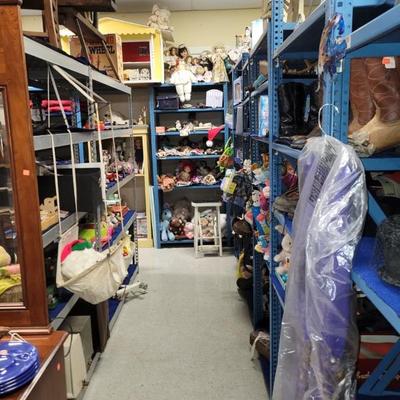 Sale Photo Thumbnail #50