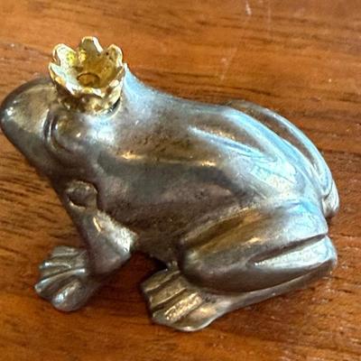 Vintage Sterling Silver Frog W Prince Hat - 22.26 Grams