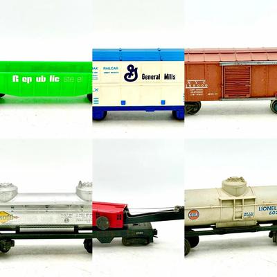 (6) Lionel Toy Train Cars