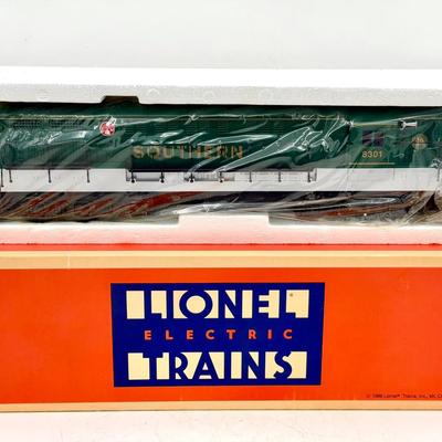Lionel Fairbanks-Morse Train Master diesel locomotive model in Southern Railway livery