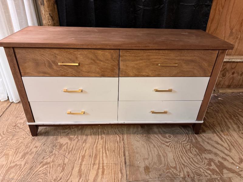 Sale Photo Thumbnail #15