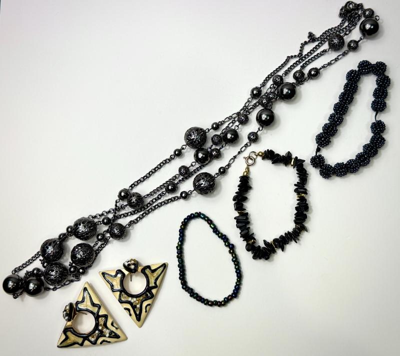 Sale Photo Thumbnail #9