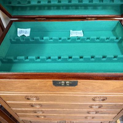 Sale Photo Thumbnail #384