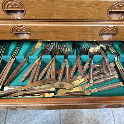 Sale Photo Thumbnail #387