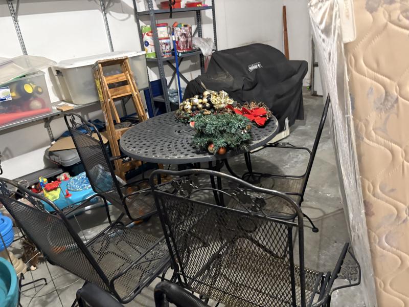 Sale Photo Thumbnail #9