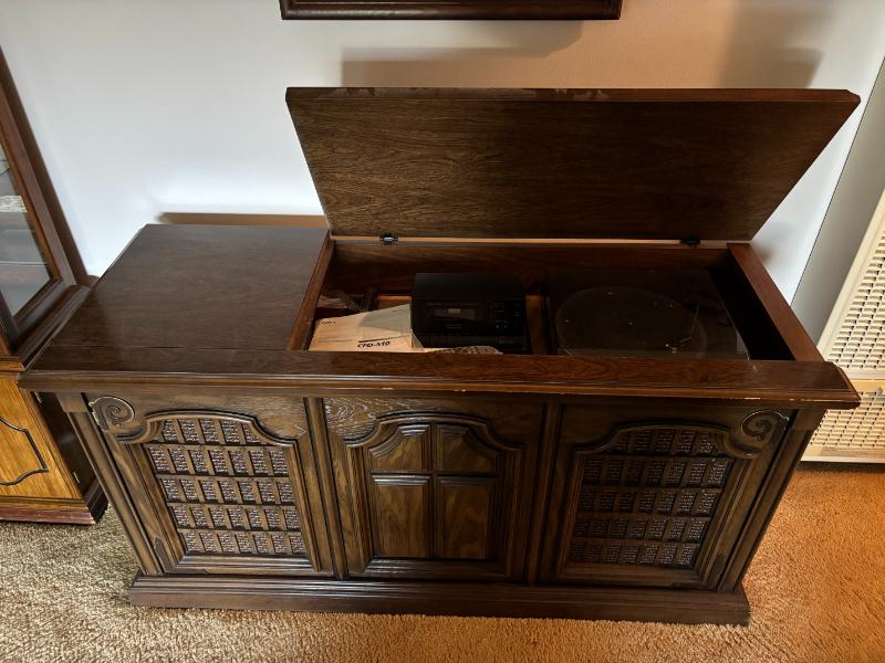 Sale Photo Thumbnail #23