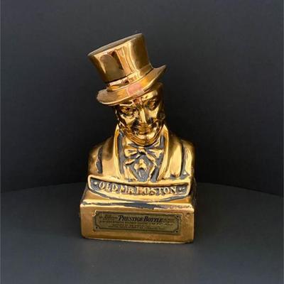 1970 Old Mr. Boston Decanter.jpg