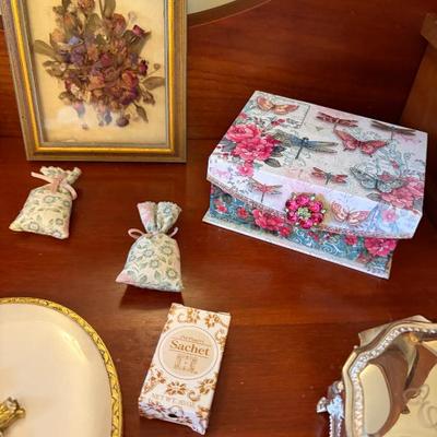 Sale Photo Thumbnail #300