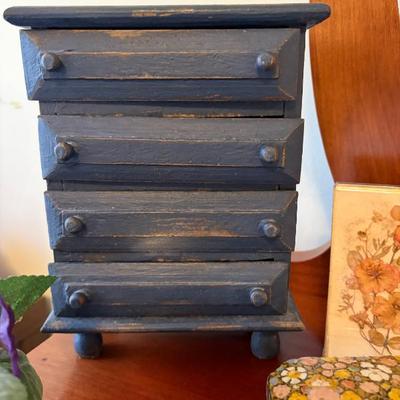 Sale Photo Thumbnail #310