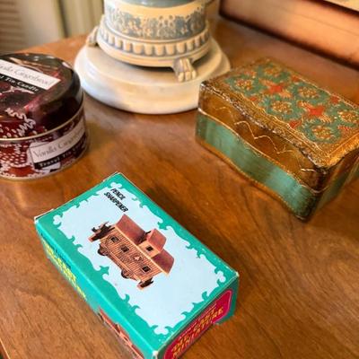 Sale Photo Thumbnail #369