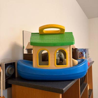 Sale Photo Thumbnail #141