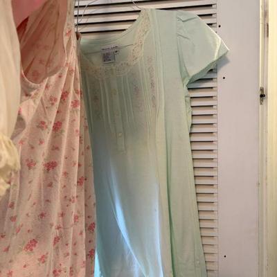 Sale Photo Thumbnail #323