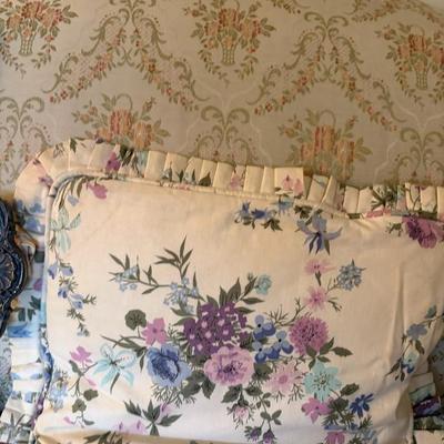 Sale Photo Thumbnail #431