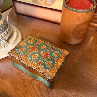 Sale Photo Thumbnail #370