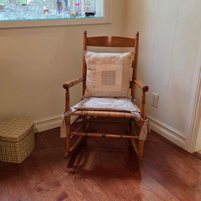 Sale Photo Thumbnail #44: Vintage rocking chair