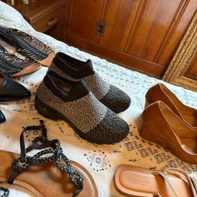 Sale Photo Thumbnail #168