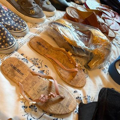 Sale Photo Thumbnail #175