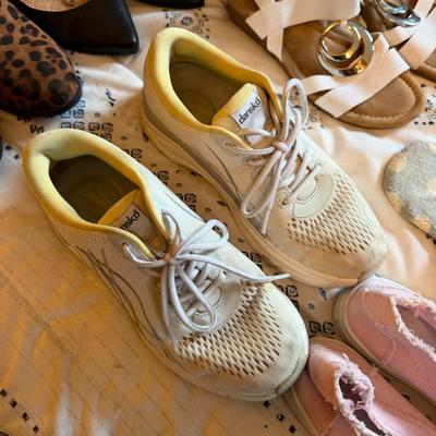 Sale Photo Thumbnail #166