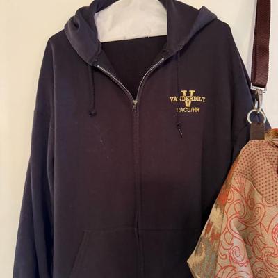 Sale Photo Thumbnail #199