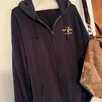 Sale Photo Thumbnail #150