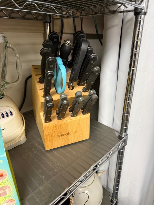 Sale Photo Thumbnail #35