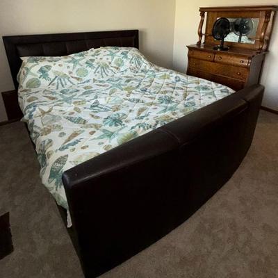 Sale Photo Thumbnail #128