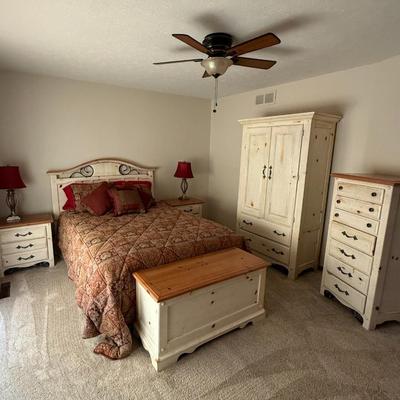 Sale Photo Thumbnail #127