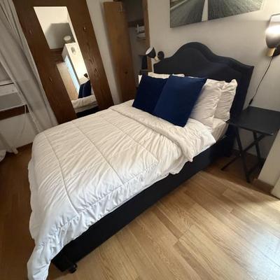 Sale Photo Thumbnail #183