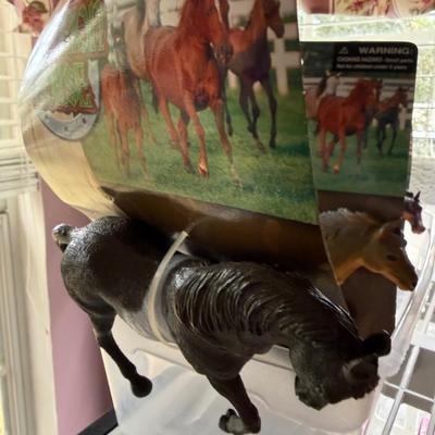 Sale Photo Thumbnail #144