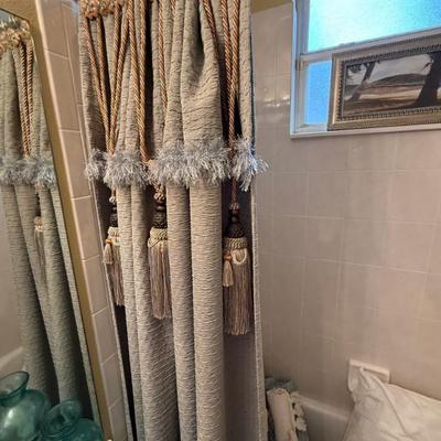 Sale Photo Thumbnail #253