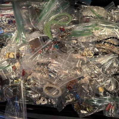 Sale Photo Thumbnail #228