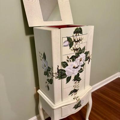 Sale Photo Thumbnail #143