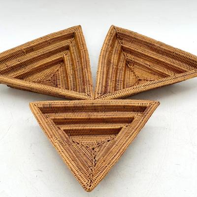 (3) Triangle Baskets 