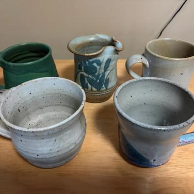(5) Ceramic mugs