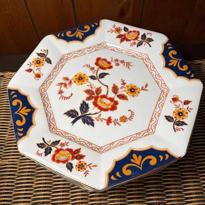 (8) Mikasa Fine China Pieces: Far East Dinnerplates