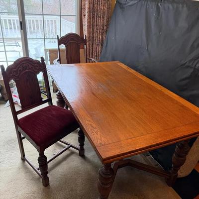 Sturdy Wooden Table & (5) Chairs