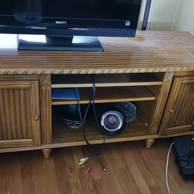 Wooden Striped TV Stand Furniture