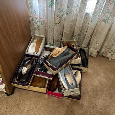 Sale Photo Thumbnail #48