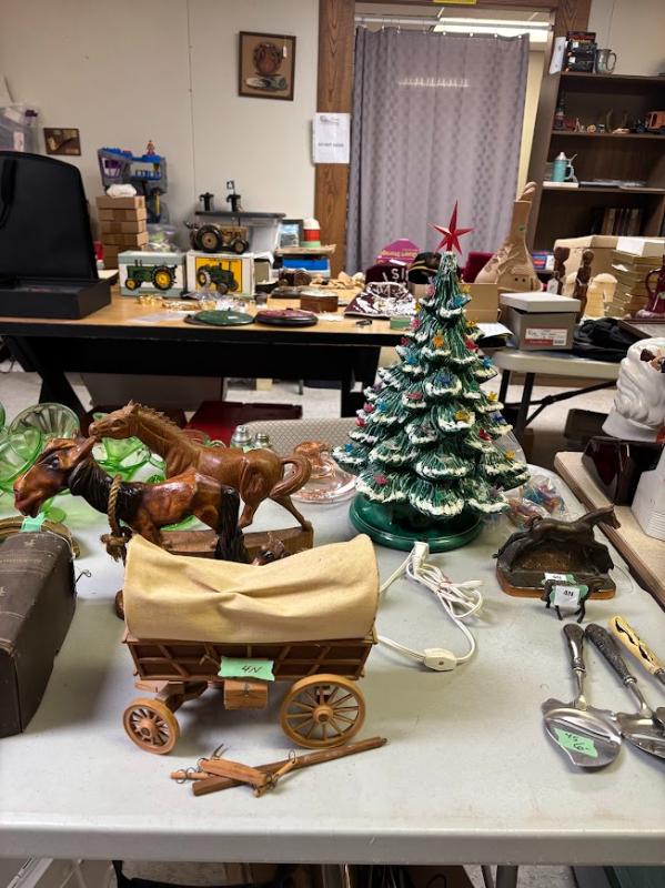 Sale Photo Thumbnail #15