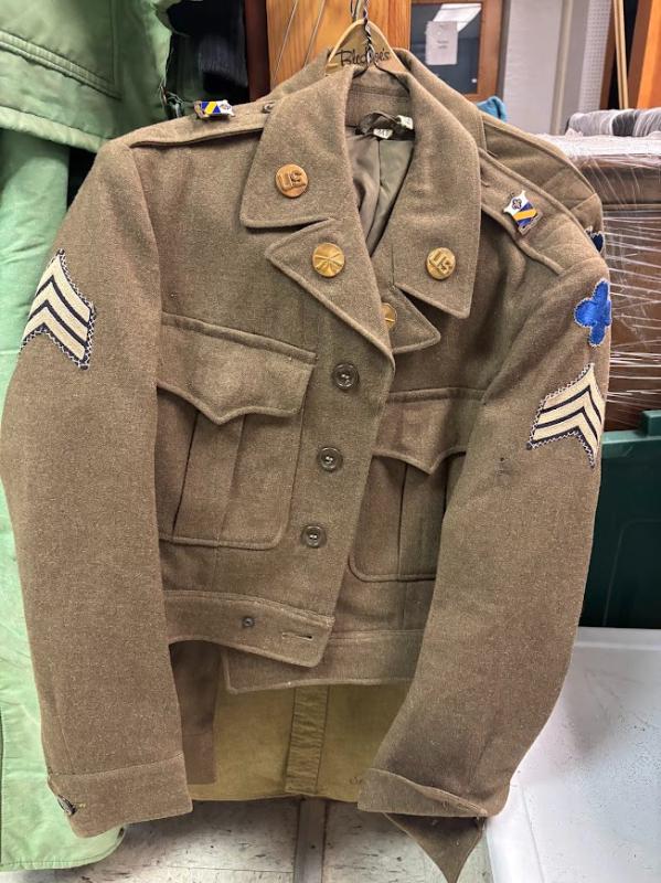 Sale Photo Thumbnail #11