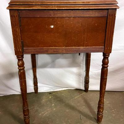 “Admiral” Sewing Machine and Table