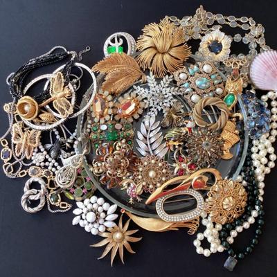 Sale Photo Thumbnail #29